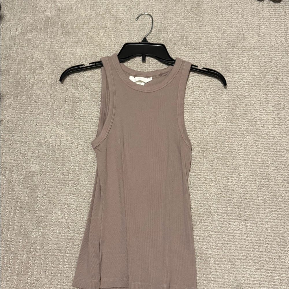 Women's Sleeveless Top in Taupe